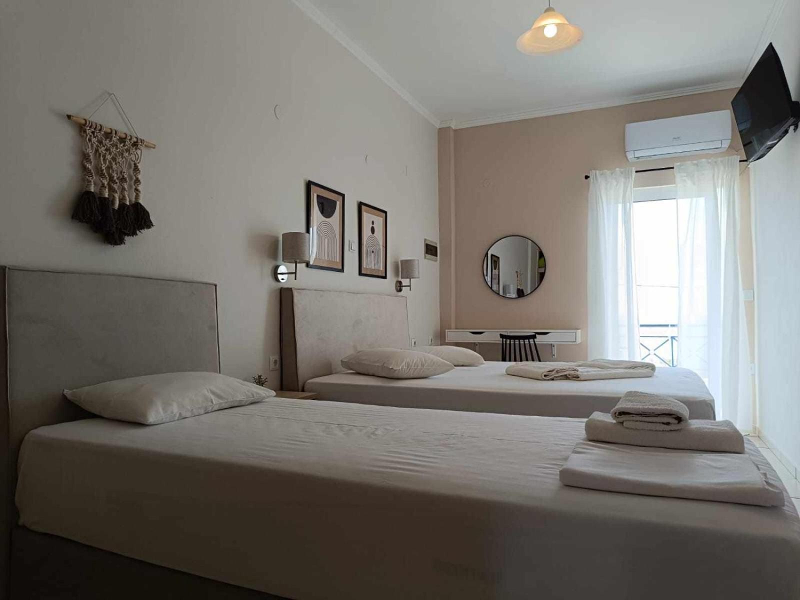 Faros Apartments มิทิคาส ภายนอก รูปภาพ